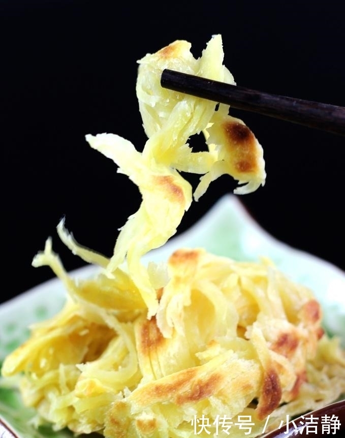  真心|真心太好吃的一款饼！轻轻一抖，丝丝酥脆蓬松！好香好香！