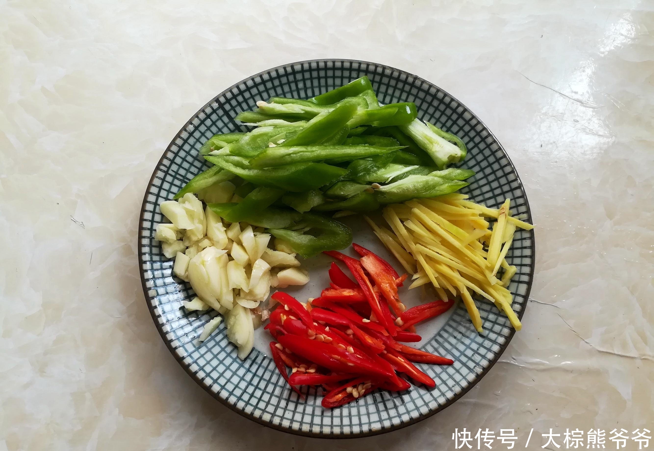  鱼籽|这菜很多人当垃圾扔，高蛋白营养足，尤其适合孩子吃，不懂真可惜
