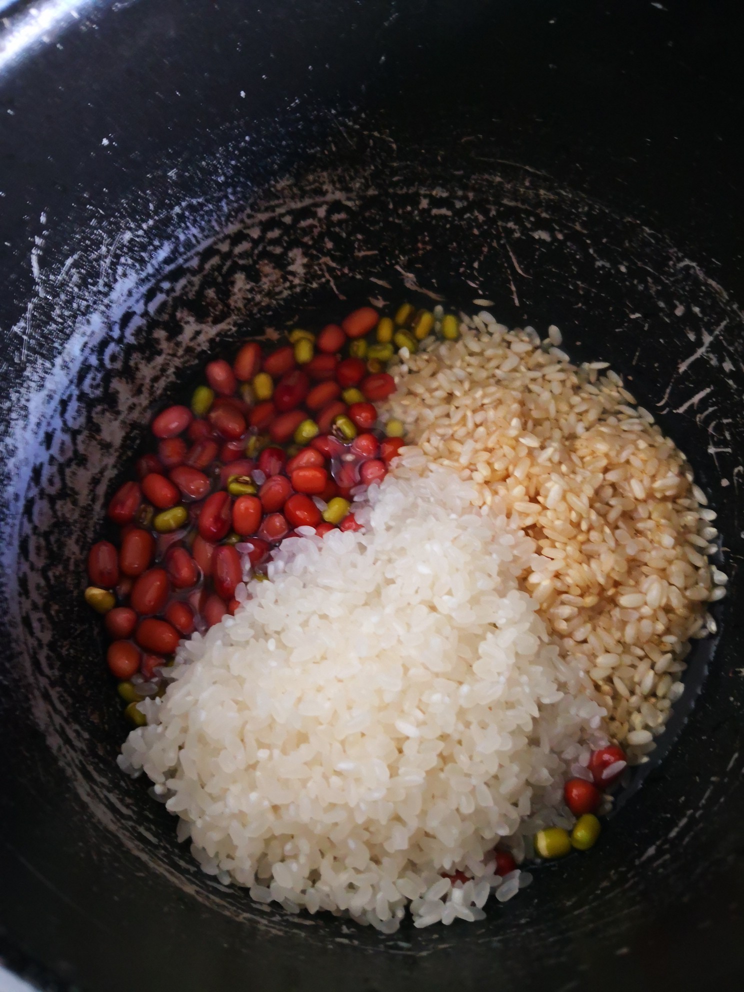  糙米|营养比大米高6倍，价格便宜无人问津，晚餐代替米饭，腰围一尺八