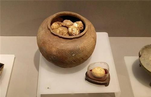 有何|古墓为何惧怕挖到鸡蛋,到底有何神秘之处?史学家:一下不能碰