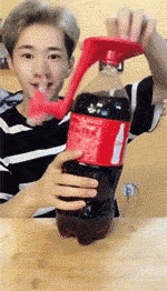 搞笑|搞笑GIF:伴娘在哪里找的真能闹