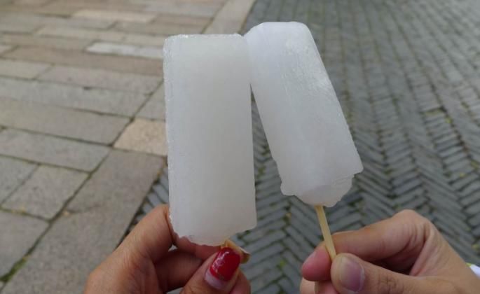 雪糕就|30年前最“奢侈”的雪糕,赌10包辣条,全吃过的也是“伯伯”辈了