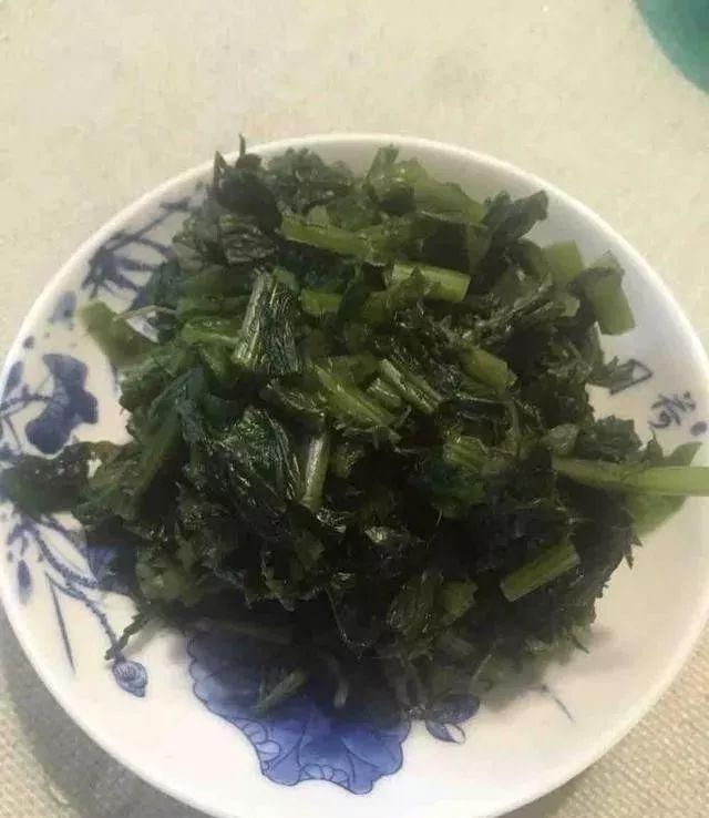  菜市场|军医直言白酒最怕的解药，不是酸奶菜市场里很常见，酒后吃解酒毒还护肝