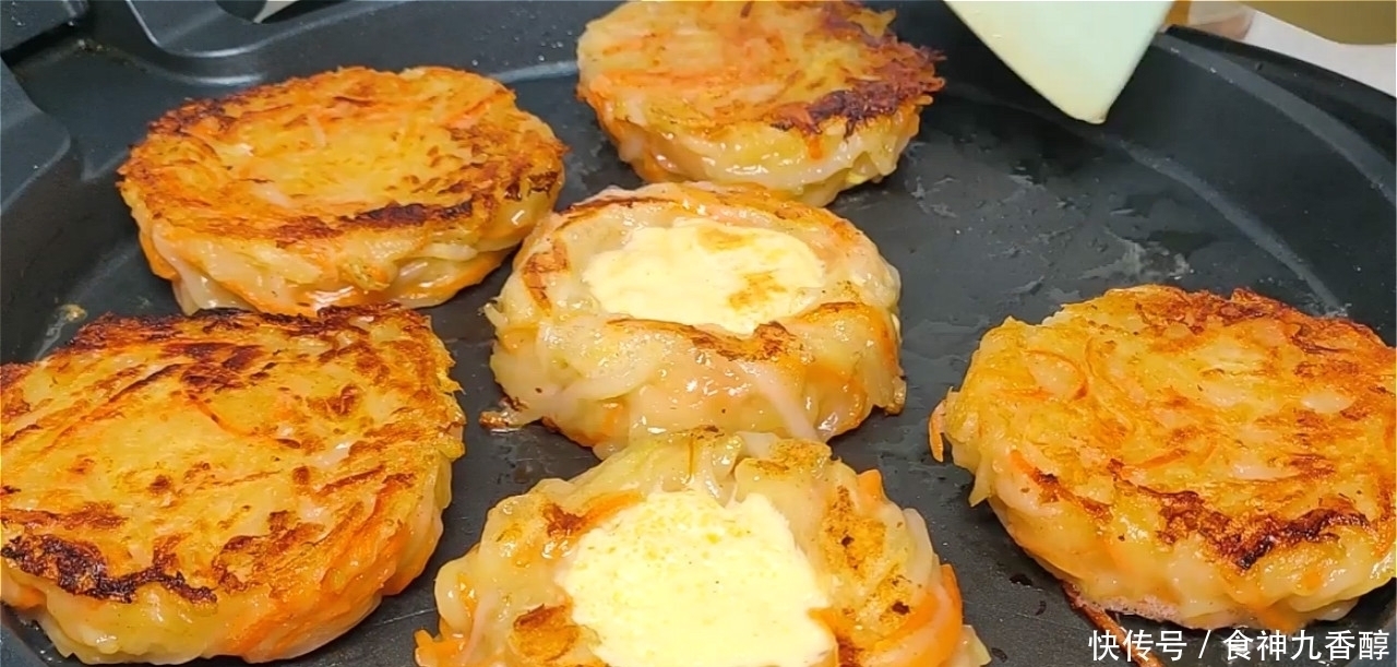 光盘|2个鸡蛋,5个土豆,创意早餐新吃法,上桌就光盘