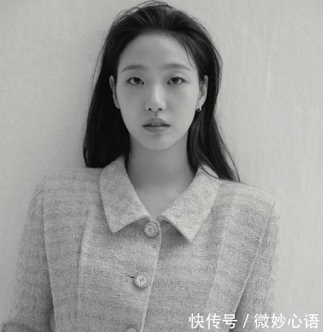 女生|单眼皮好看的女生,一般有以下3个共同点,占一个就很灵动俏皮