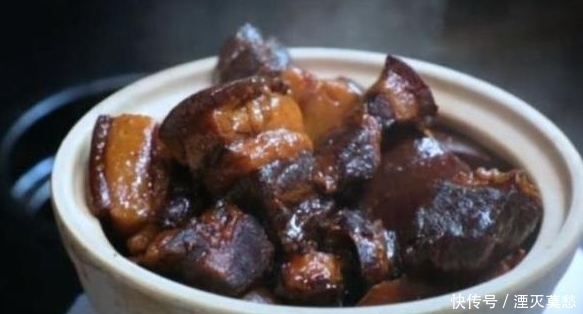 红烧肉|李子柒自制“红烧肉”,看清桌上无滤镜食物,网友:请我都不吃!
