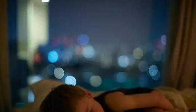 睡眠时间|孩子应该几点睡 睡得晚可不止影响身高哦