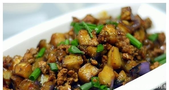 做法|家常菜吃不够的做法,解馋开胃,一顿一盘不够吃,味道棒极了