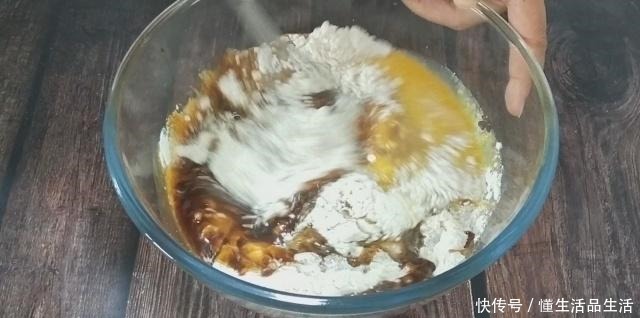 红糖发糕|发糕最简单做法,手不沾面,掌握2个关键点,蓬松暄软,不塌不缩