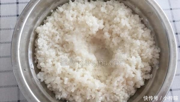 女儿|一把糯米, 一碗清水, 做出的糕点消食又解腻, 女儿一吃就爱上了