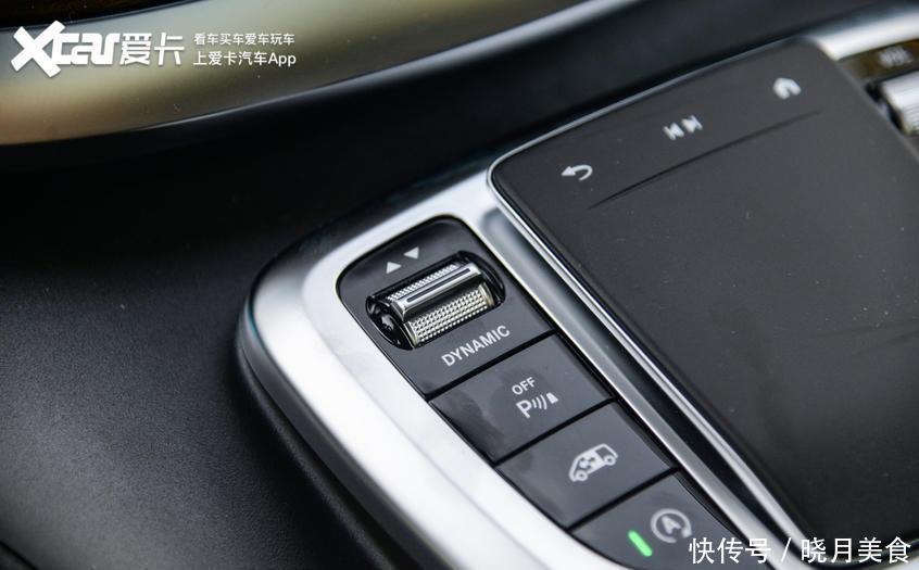 前包围|全系9AT+空悬再战埃尔法!试驾奔驰V级