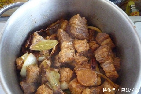 浓稠|炖牛肉时,加上一点“它”,牛肉更易软烂,汤汁浓稠口感好,收藏