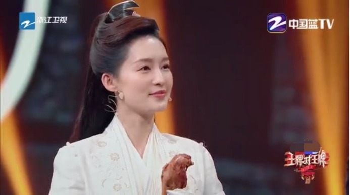 节目|张若昀《庆余年2》新造型疑被扒,蓝白服装更清爽,背后另有玄机