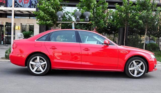  工地|民工工地发现废弃奥迪，打电话挪车被怼：给2千车送你，别烦我了