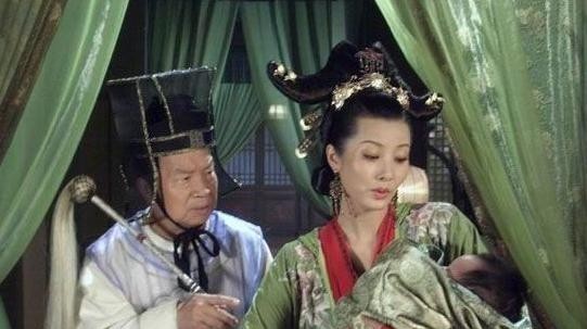 傀儡|史上最窝囊皇帝,当了13年的傀儡,却因一个女人崛起了