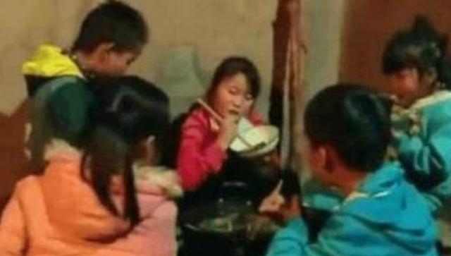  弟弟妹妹|13岁男孩“养着”5个孩子，记者采访时落泪，哭喊：我也没办法啊