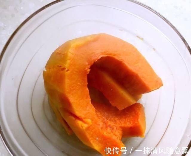  宝宝|教你做宝宝辅食，漂亮的南瓜蝴蝶馒头，做法简单，味道香甜