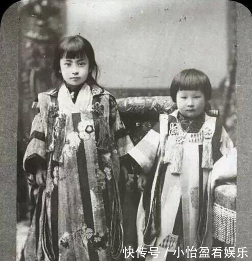 老照片|经典老照片:图一美女招眼,图七希特勒很谦卑