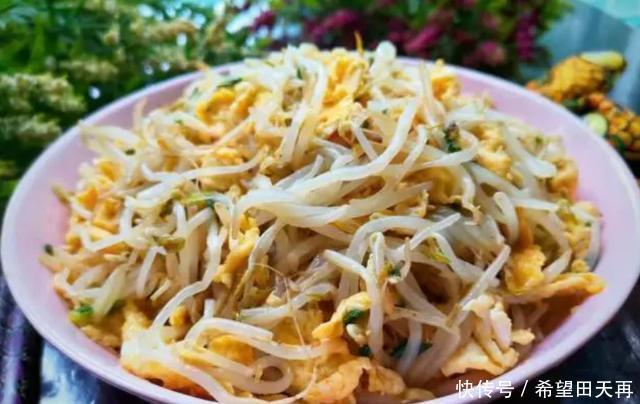 豆芽炒鸡蛋|藏在身边“刮油第一菜”就是它,每天炒一盘,刮油排毒,越吃越瘦