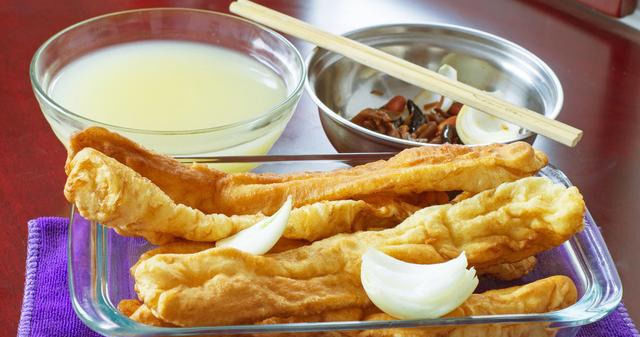 手抓饼|体重过百的朋友看过来,吃早餐不要碰这4种食物,卡路里比肉还高