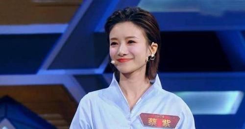 张舒越|主持人大赛热度消失,尹颂重回原单位,张舒越被“打回原形”