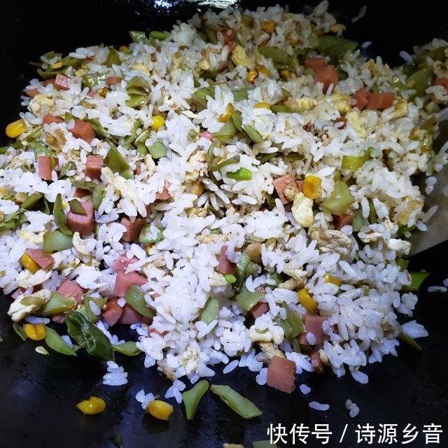  豆角|眉豆角炒米，意想不到的美味，简单易做