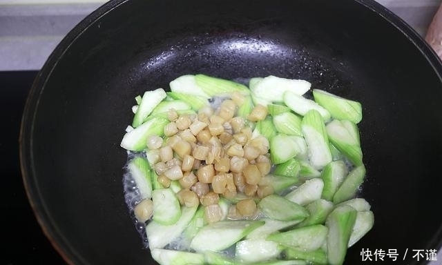 爽口|立秋后多吃1碗汤,原汁原味真爽口,自带清香,几分钟出锅超快