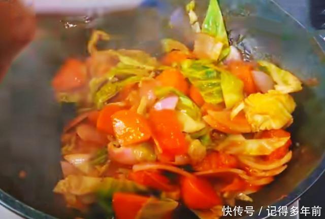 罗宋汤|寒露后,要记得给家人多喝此汤,顺应时节焖一锅,暖胃驱寒又营养