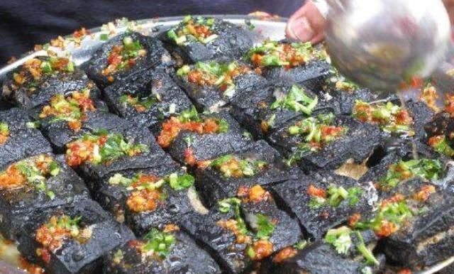 臭豆腐|路边的“黑名单”小吃,全吃过的才是真吃货,一个比一个不健康