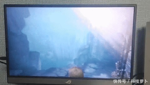 全球|全球首款240Hz+3ms电竞便携显示器,ROG XG17AHP评测