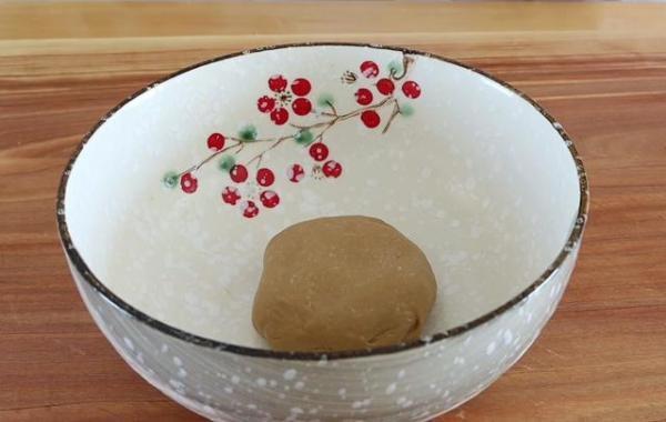 在家|外卖2元一个的糖皮果子,老左教你在家做,酥软香甜,比面包好吃