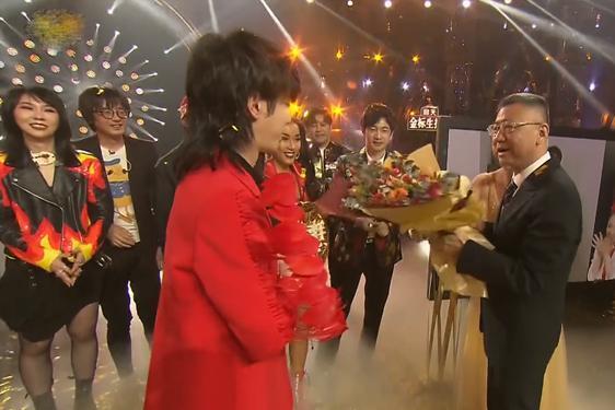 观众|米希亚回应《歌手》决赛惨败彩排才知有现场观众,不然会换首歌