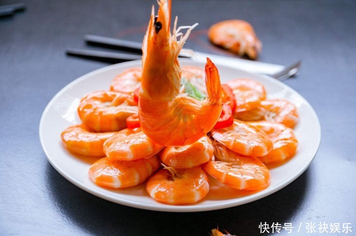  热水|煮虾，冷水煮还是热水煮这1步做错，难怪虾肉又老又腥，不入味