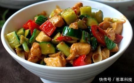 鸡丁|58岁厨师酱爆鸡丁，关键要做到这两步，否则酱汁不香