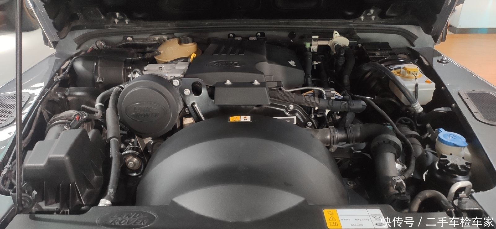 报价|女王的抉择!这辆路虎连气囊都没有报价却高达70万,买家:值!