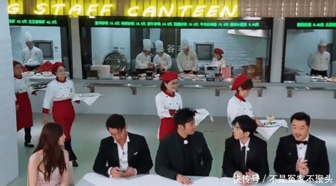 导演|刚红就飘了?《奔跑吧4》迎来最大牌艺人,公然玩手机导演不敢说话