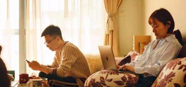  过成|脱口秀王思文与程璐过成兄弟，吐槽爱“吃软饭”，网友：段子成真