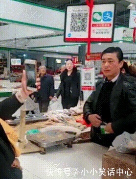  手机|“求大家帮我儿子取个名吧!”网上取名被网友评论笑到窒息哈哈