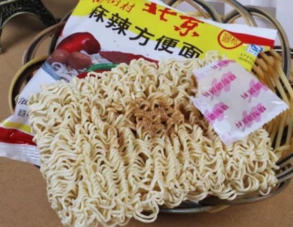 包装|这“4种零食”包装虽然土掉渣,却贼好吃,吃过3种以上暴露年龄了