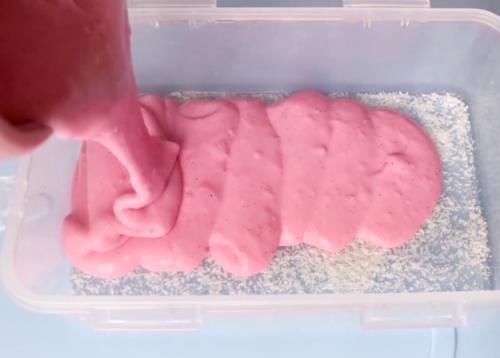 火龙果|牛奶的美味新吃法,搭配火龙果做成甜品,软嫩滑爽,甜而不腻