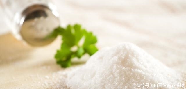 别管|买食盐时,别管价格高低,掌握这3点,帮你挑到优质食盐,很实用