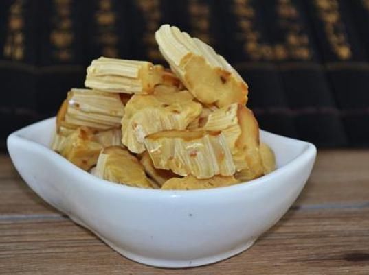 榴莲|公认4种“最难吃”的中国糖果，让人难以下咽，全爱吃过的是真牛