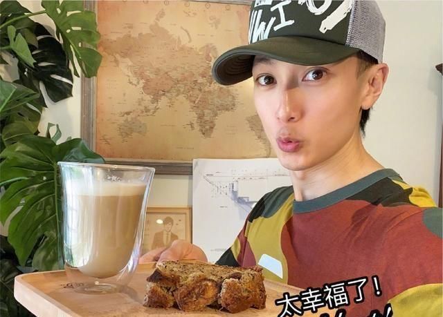 厨娘|吴尊女儿变身“小厨娘”,亲自下厨做咖啡和蛋糕