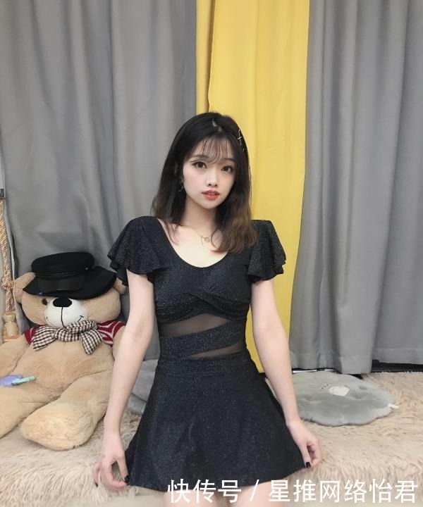 新潮|时髦新潮泳衣穿着,造型迷人气质优雅性感