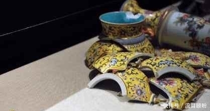珐琅|王刚一锤子砸碎价值2亿的珐琅彩瓷器,专家这次真的成砖家!