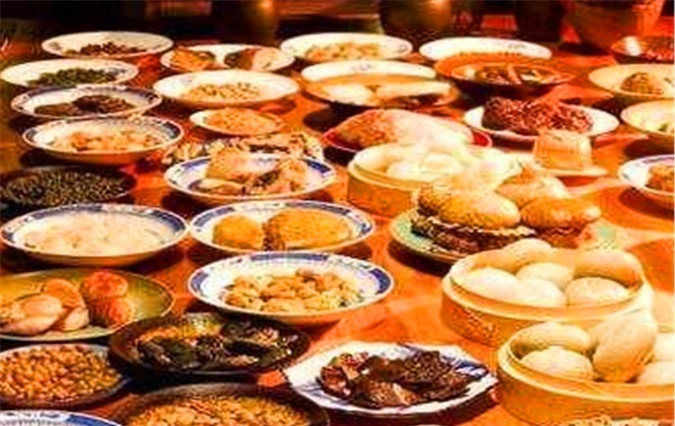 慈禧|李莲英表姐曾是慈禧贴身侍女,80岁说出慈禧死因,太医都不敢说