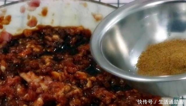 饺子馆|饺子馆里的饺子好吃，两种自制调味料是关键，商业版本，值得收藏