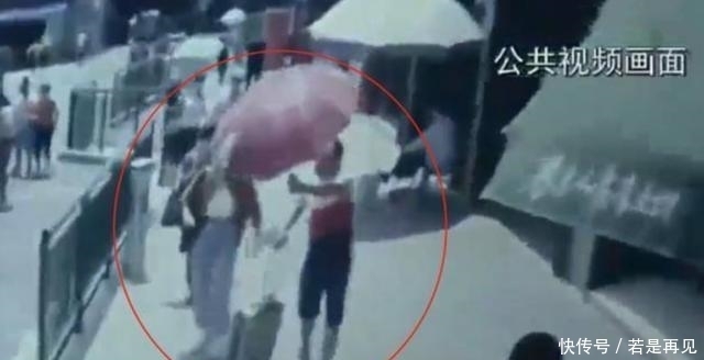  打车|女大学生返校打车定价15块，上车后遭黑车司机漫天要价成120块，不付钱就锁车里