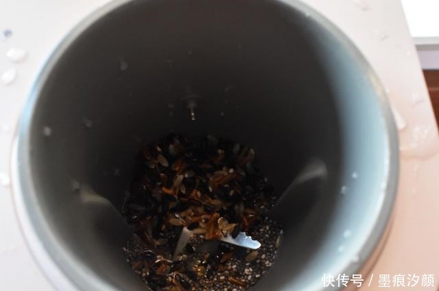 米和藜麦|天凉了早餐喝这杯热乎乎,暖胃又暖心,比粥细腻又省心还容易吸收