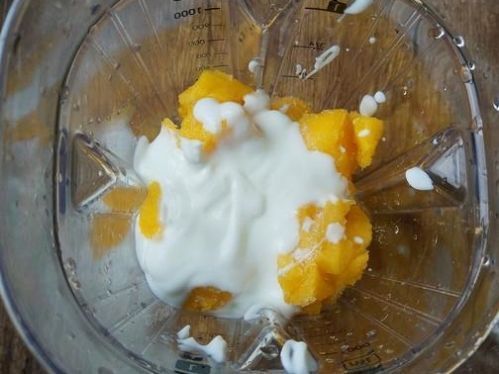 冰沙|一个芒果,两杯奶,美味冰沙,口感绵软比冰淇淋好吃,随吃随做